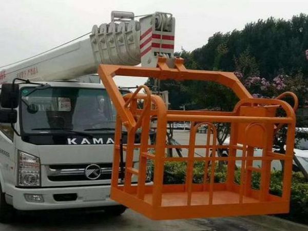 伊通吊车_吊车出租公司哪家经验丰富靠谱?